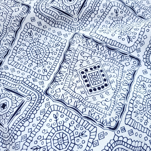 Patterned Pencil Skirt - Picture 8 of 8